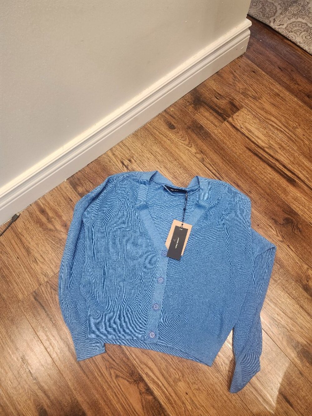 Vero Moda cropped cardigan.